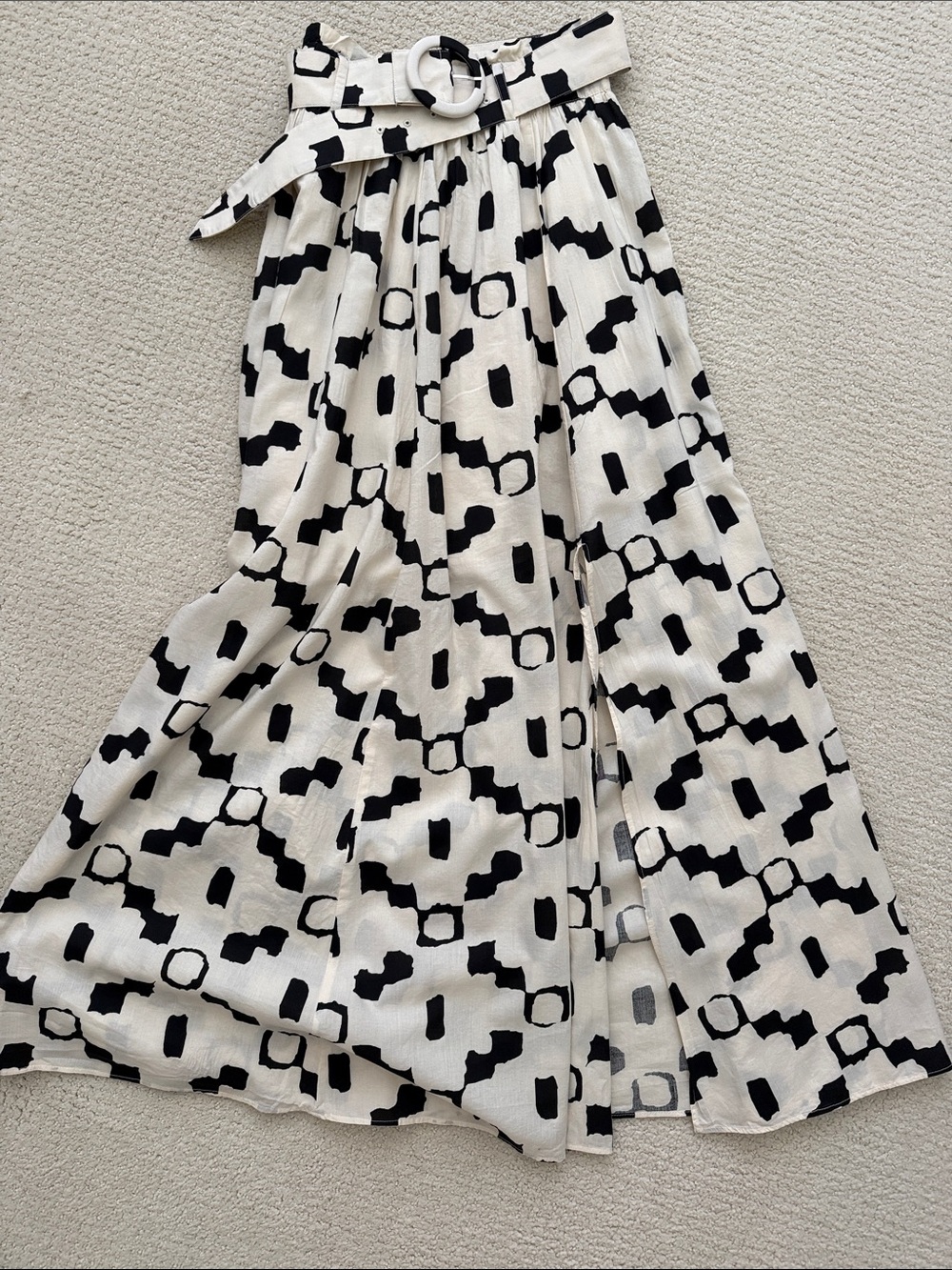 H&M Cream and Black Printed Maxi Skirt with Belt